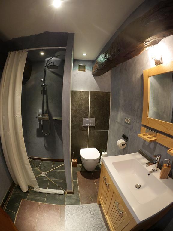 Les Fous Du Village Saint-Esteben Ngoại thất bức ảnh